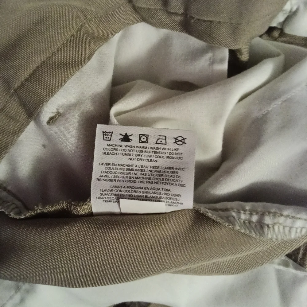 Mens Nike Golf Shorts Size 40 Tan